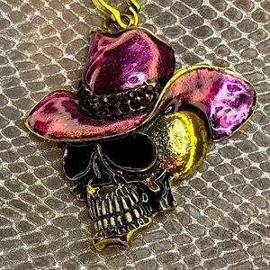 Pendant Necklace Silver Chain Enamel & Purple Crystals Cowboy Hat/Gold Skull